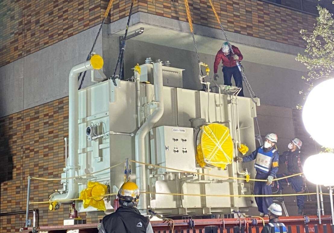 特高変電設備機器工事1